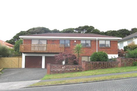 Photo of property in 15 Chedworth Drive, Glenfield, Auckland, 0629