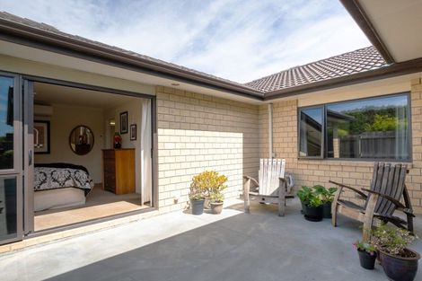 Photo of property in 3 Waitaha Place, Clive, 4102