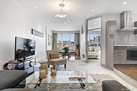 Photo of property in Stadium Garden Flats, 316/107 Thorndon Quay, Pipitea, Wellington, 6011