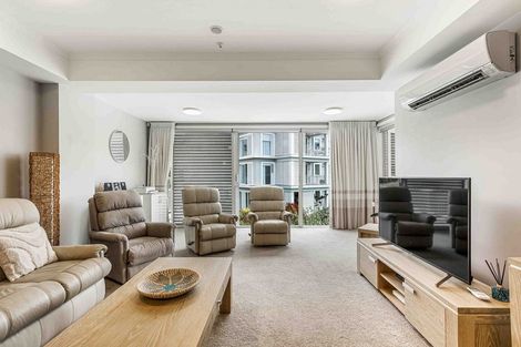 Photo of property in 107 Panorama Heights, Orewa, 0931