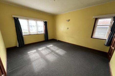 Photo of property in 272 College Street, West End, Palmerston North, 4412