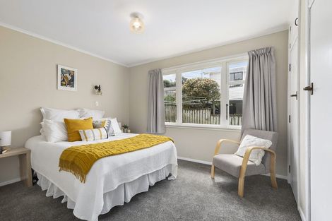Photo of property in 318b Main Road, Tawa, Wellington, 5028