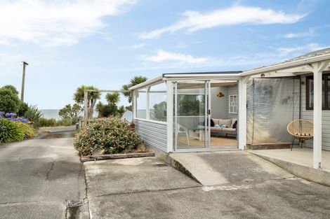 Photo of property in 1282 Kaka Point Road, Kaka Point, Balclutha, 9271