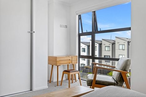 Photo of property in 16 Raranga Lane, Hobsonville, Auckland, 0616