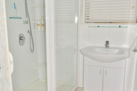 Photo of property in 1 Cornish Place, Cromwell, 9310