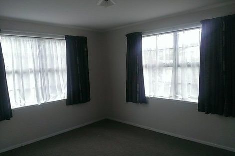 Photo of property in 2 Wesleydale Place, Papakura, 2110