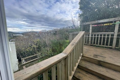 Photo of property in 12 Mataroa Avenue, Northland, Wellington, 6012