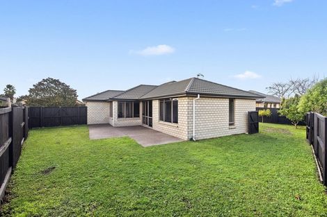 Photo of property in 14 Cranmer Close, Rototuna North, Hamilton, 3210
