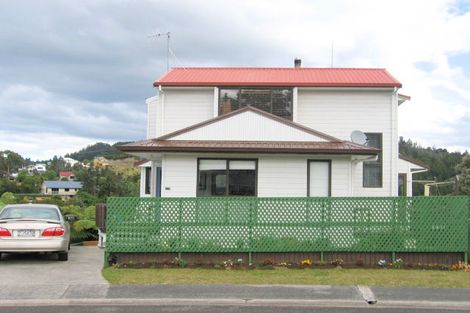 Photo of property in 110 Chevron Crescent, Whangamata, 3620