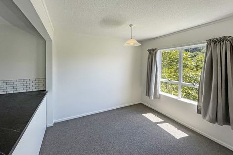 Photo of property in 2/110 Britomart Street, Berhampore, Wellington, 6023