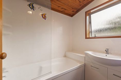 Photo of property in 20 Hathor Street, Pomare, Rotorua, 3015