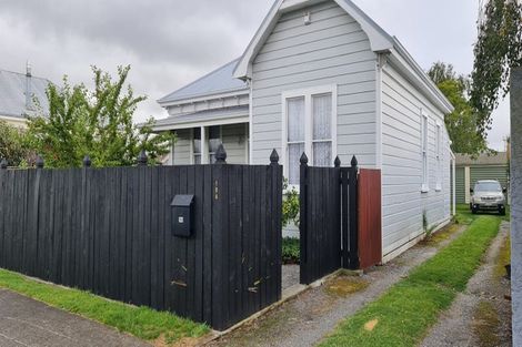Photo of property in 194 Lascelles Street, Saint Leonards, Hastings, 4120