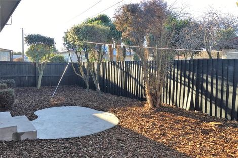 Photo of property in 2/89 Middlepark Road, Sockburn, Christchurch, 8042