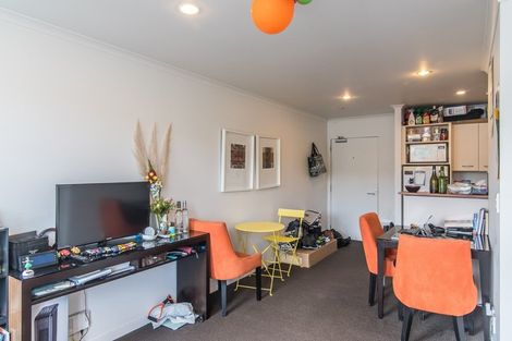 Photo of property in Terrace Heights Apartments, 13a/163 The Terrace, Wellington Central, Wellington, 6011