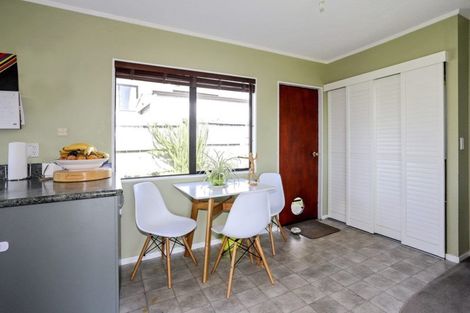 Photo of property in 10a Te Arawa Place, Welcome Bay, Tauranga, 3112