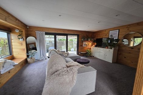 Photo of property in 26a Airlie Road, Plimmerton, Porirua, 5026