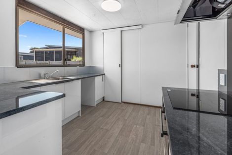 Photo of property in 9 Sunset Way, Ruakaka, 0116