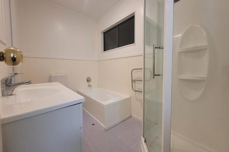 Photo of property in 35 Olivia Crescent, Tawa, Wellington, 5028