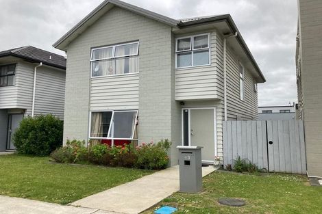 Photo of property in 43 Treestump Road, Takanini, 2112