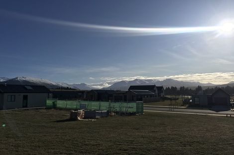 Photo of property in 23 Obelisk Street, Wanaka, 9305