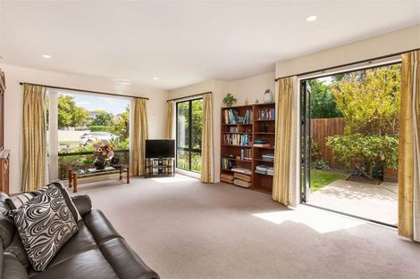 Photo of property in 16 Mary Street, Papanui, Christchurch, 8053