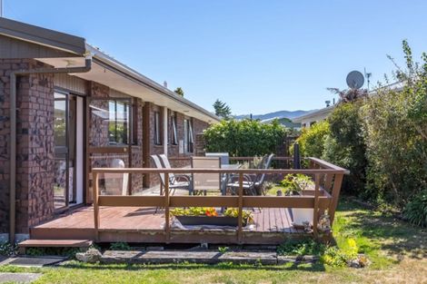 Photo of property in 4 Feist Street, Carterton, 5713