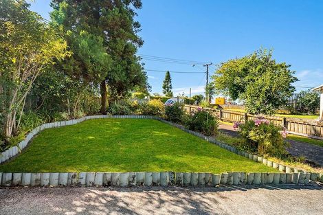 Photo of property in 1/46 Sunnynook Road, Sunnynook, Auckland, 0620