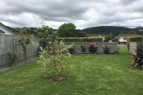 Photo of property in 14 Linwood Drive, Paraparaumu, 5032