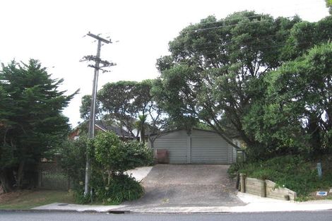 Photo of property in 1019 Beach Road, Torbay, Auckland, 0630