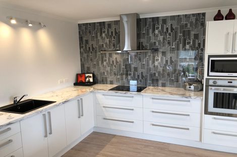 Photo of property in 51 Silver Springs Boulevard, Mosgiel, 9024