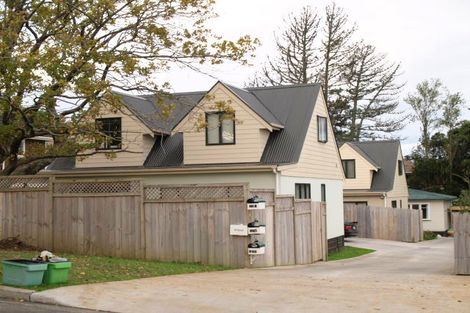 Photo of property in 20a Howe Street, Howick, Auckland, 2014