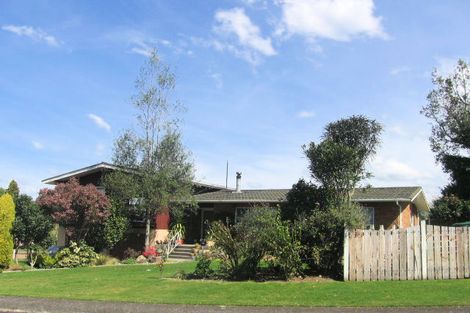 Photo of property in 2 Peachgrove Terrace, Hillcrest, Rotorua, 3015