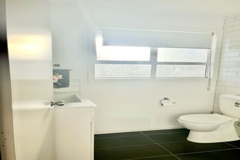 Photo of property in 120 Mountain Road, Mangere Bridge, Auckland, 2022