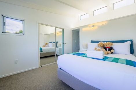 Photo of property in 2/172 Clovelly Road, Bucklands Beach, Auckland, 2012