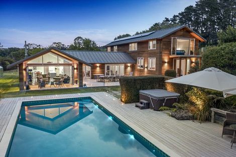 Photo of property in 80 Okura River Road, Okura, Albany, 0792