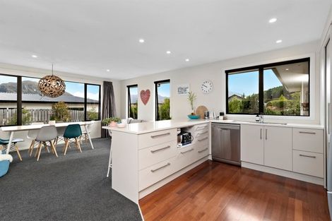 Photo of property in 11 Centre Crescent, Wanaka, 9305