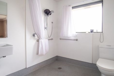 Photo of property in 48 Bromley Road, Bromley, Christchurch, 8062