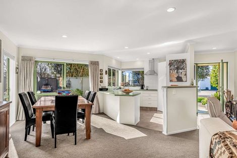 Photo of property in 4 Mayfair Close, Whitianga, 3510