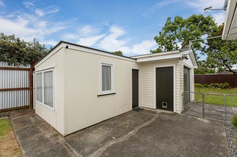 Photo of property in 5 Battersea Place, Roslyn, Palmerston North, 4414