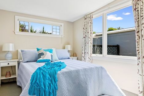 Photo of property in 12 Cheviot Street, Spreydon, Christchurch, 8024