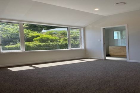 Photo of property in 120 Milton Road, Bluff Hill, Napier, 4110