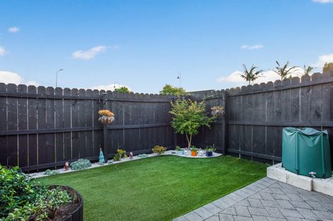 Photo of property in 137 Baverstock Road, Flat Bush, Auckland, 2016