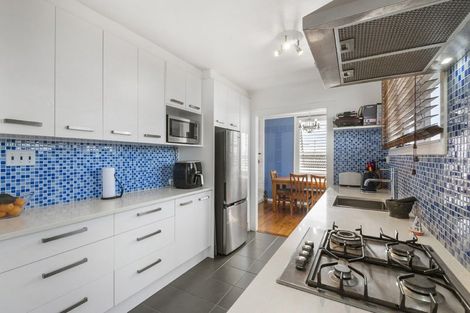 Photo of property in 1/149 Birkdale Road, Birkdale, Auckland, 0626