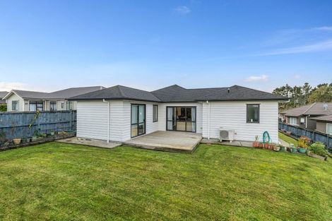 Photo of property in 5 Ara Kakara Avenue, Huapai, Kumeu, 0810