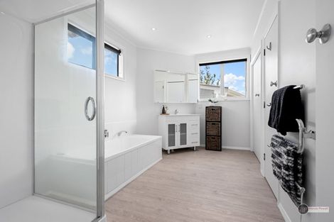 Photo of property in 11 Rimu Street, Naenae, Lower Hutt, 5011