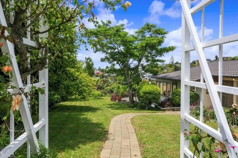 Photo of property in 547 Glenfield Road, Glenfield, Auckland, 0629