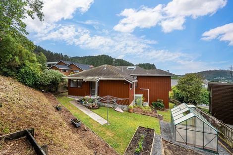 Photo of property in 46 Peterhouse Street, Tawa, Wellington, 5028