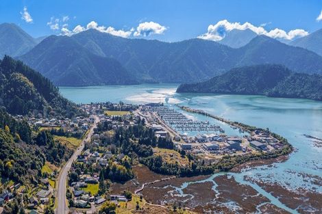 Photo of property in 13e Main Rd Havelock, Havelock, 7100