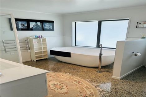 Photo of property in 68e Jack Boyd Drive, Mangawhai Heads, Kaiwaka, 0573