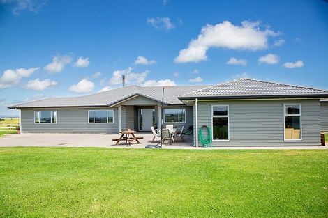 Photo of property in 48 Hatton Road, Awhitu, Waiuku, 2684